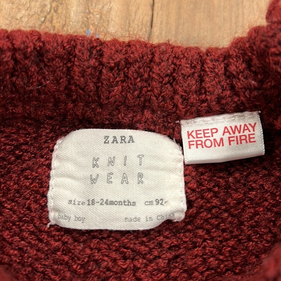 Zara burgundy paw print sweater - Picture 3 of 5